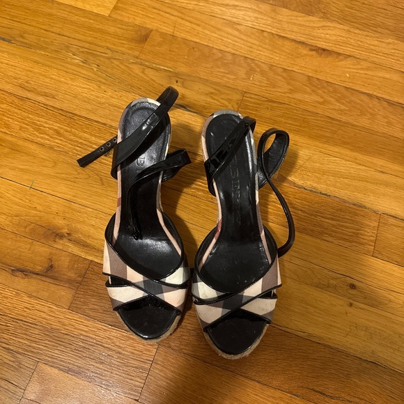 Burberry Wedges - Picture 1 of 3
